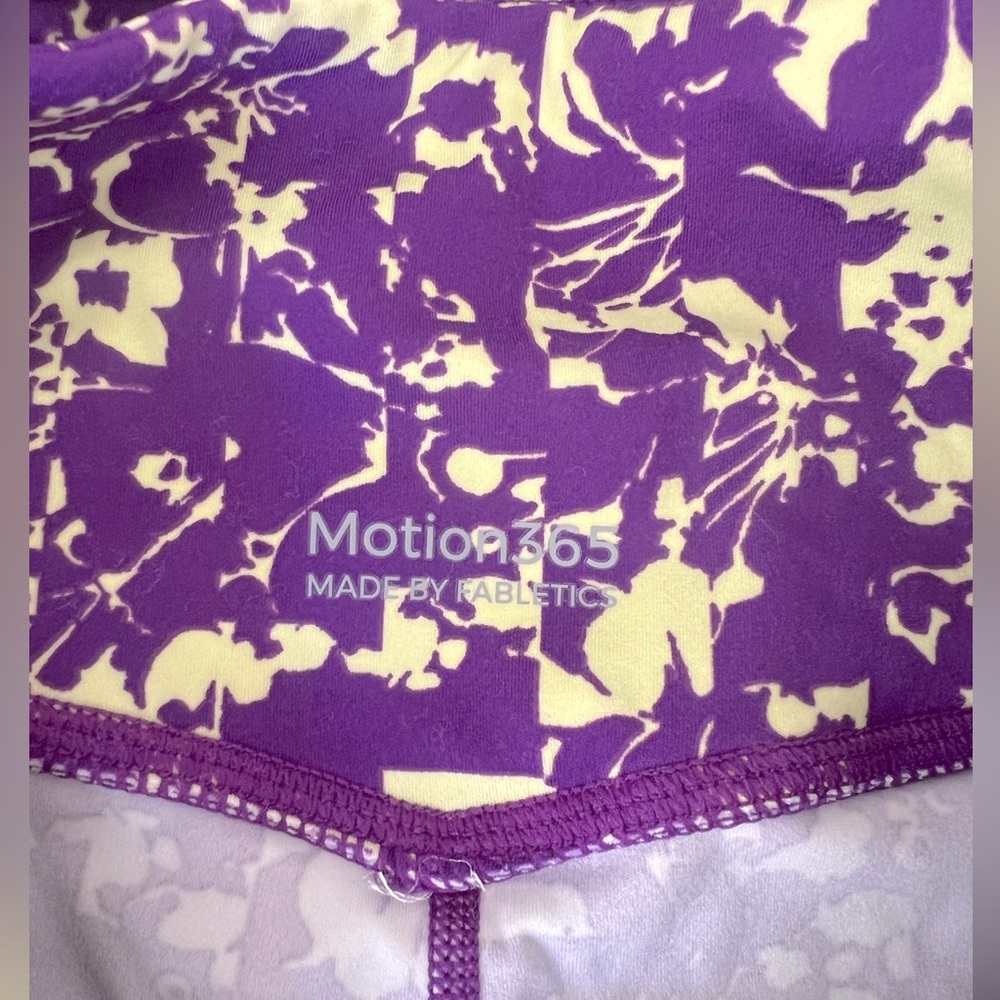 Fabletics Size Small Set - image 4